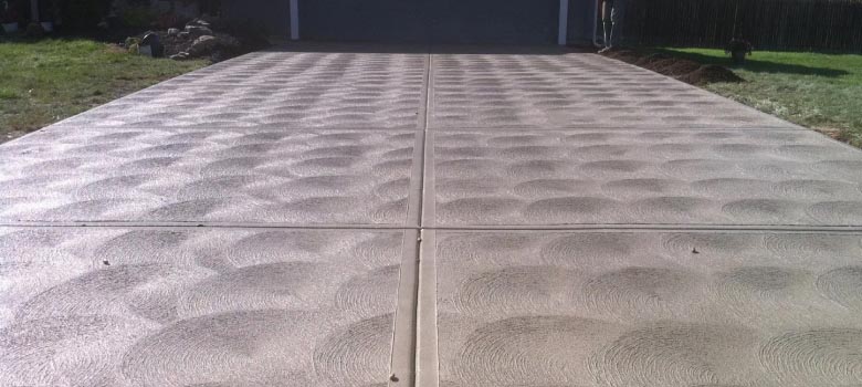 Stipple finish concrete driveway by Goulburn River Concrete in Alexandria Victoria Murrindindi, Shepparton, Hay, Echuca, Albury